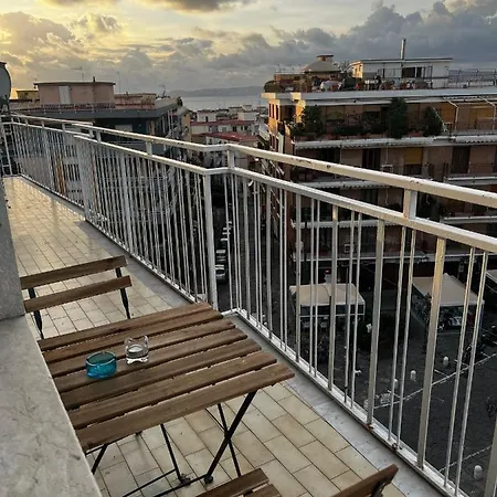 Raroom Colors Oda ve Kahvaltı